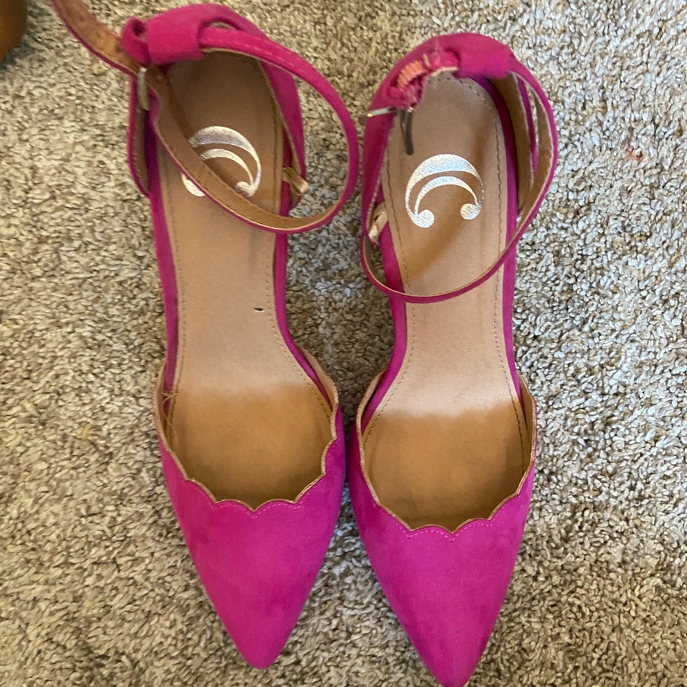 HOT PINK 3-4 INCH HEELS